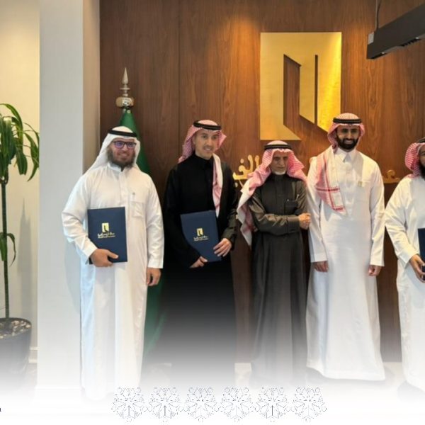 توقيع اتفاقية إنشاء محفظة استثمارية تخدم برامج وانشطة اندية الايتام