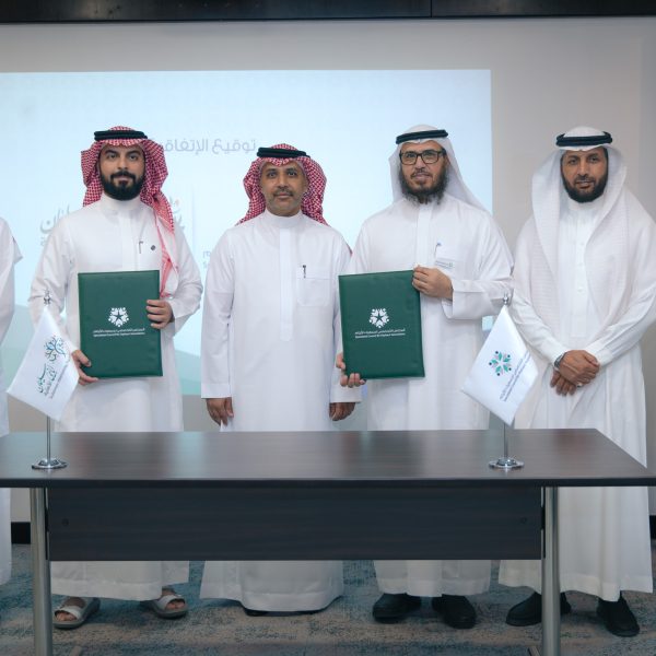 “المجلس التخصصي لجمعيات الأيتام” يدشن حزمة مبادرات تنموية بدعم من “مؤسسة سليمان أبانمي الأهلية” بقيمة 1.6 مليون ريال